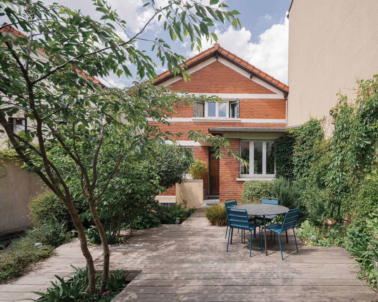 House E+D, view 1