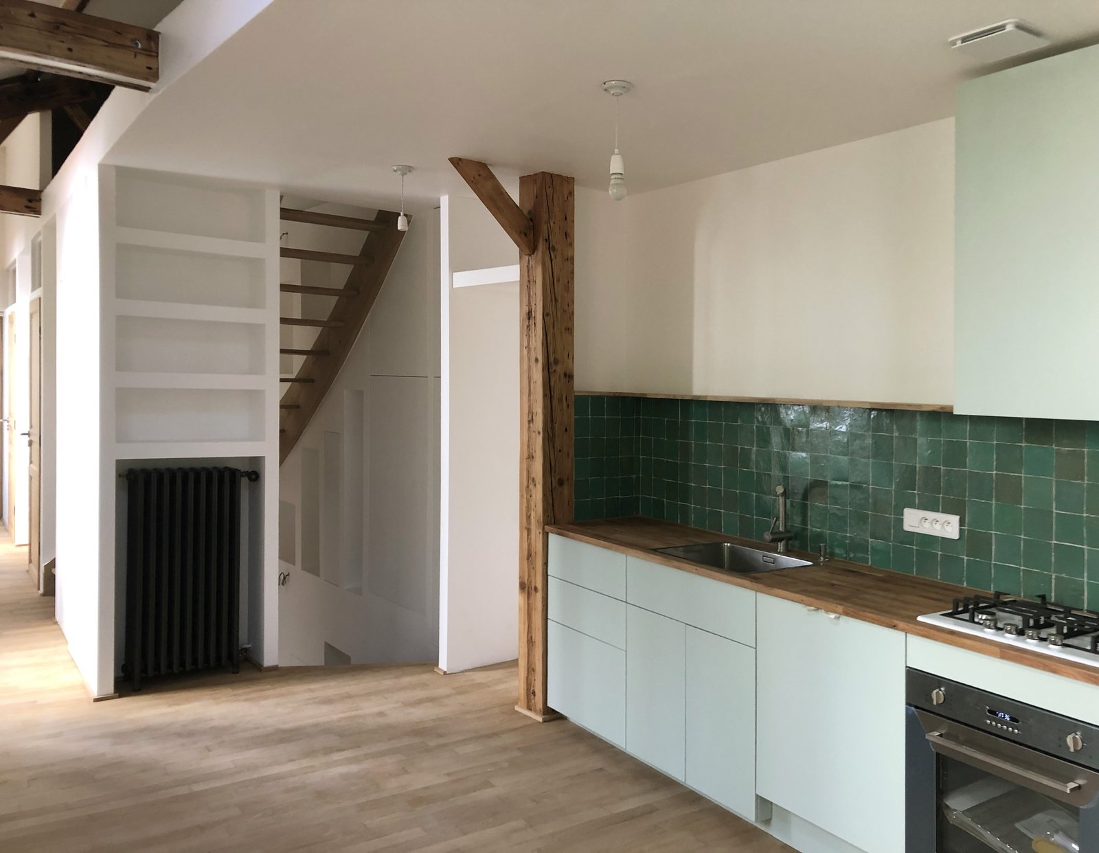 House M, view 8
