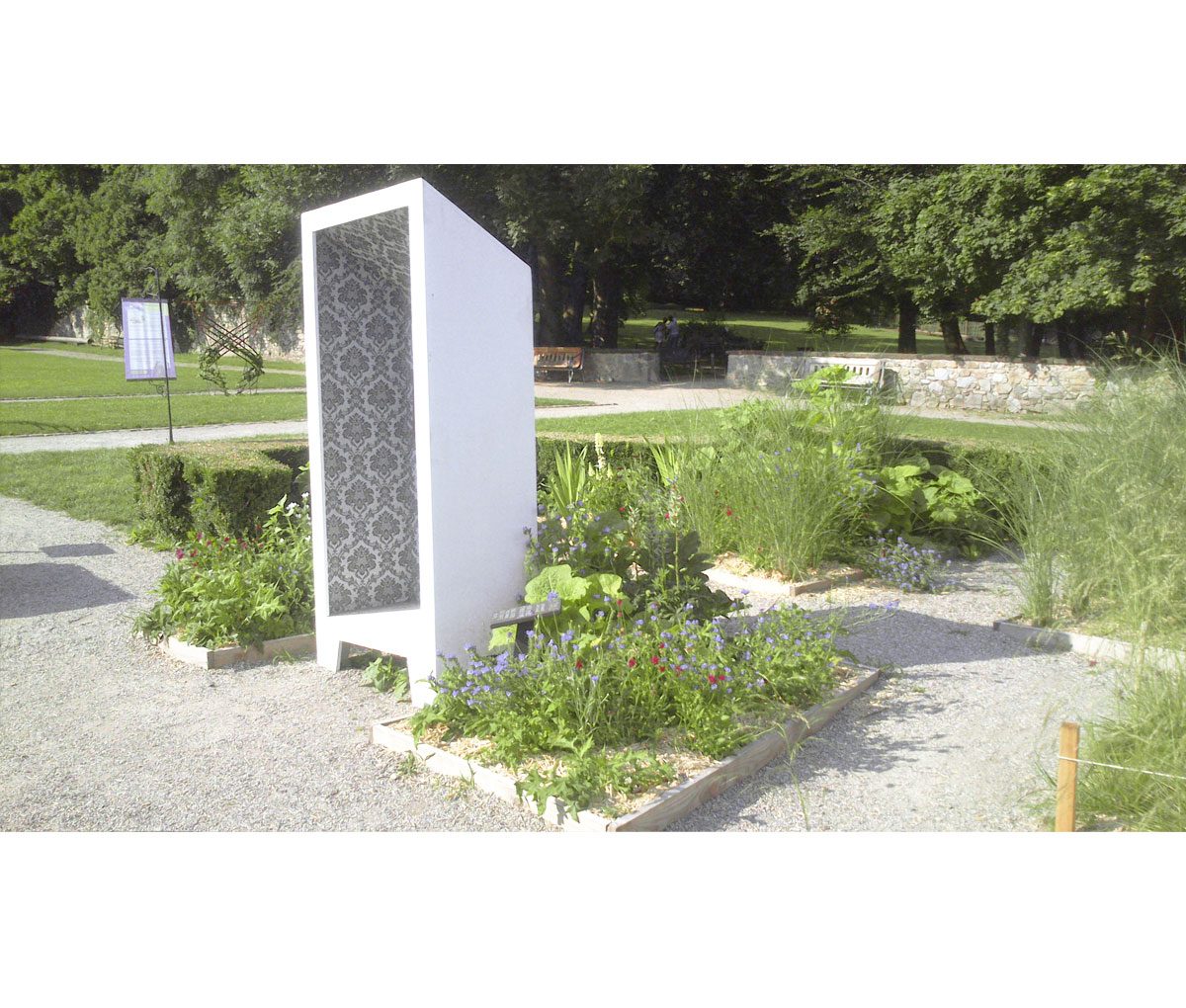 Si doux – Follow the white rabbit, view 5